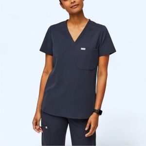 FIGS Catarina One-Pocket Scrub Top Quiet Navy Size XS